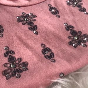 Guess Tops - Guess t-shirt Guess Tops - Guess t-shirt